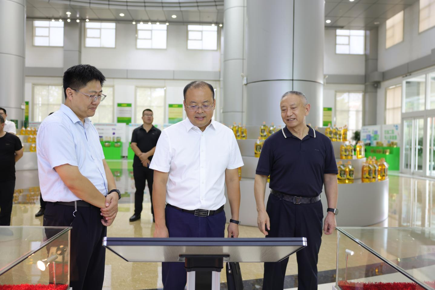 鄒平市委常委、副市長提名人選王強帶隊來山東三星集團調(diào)研