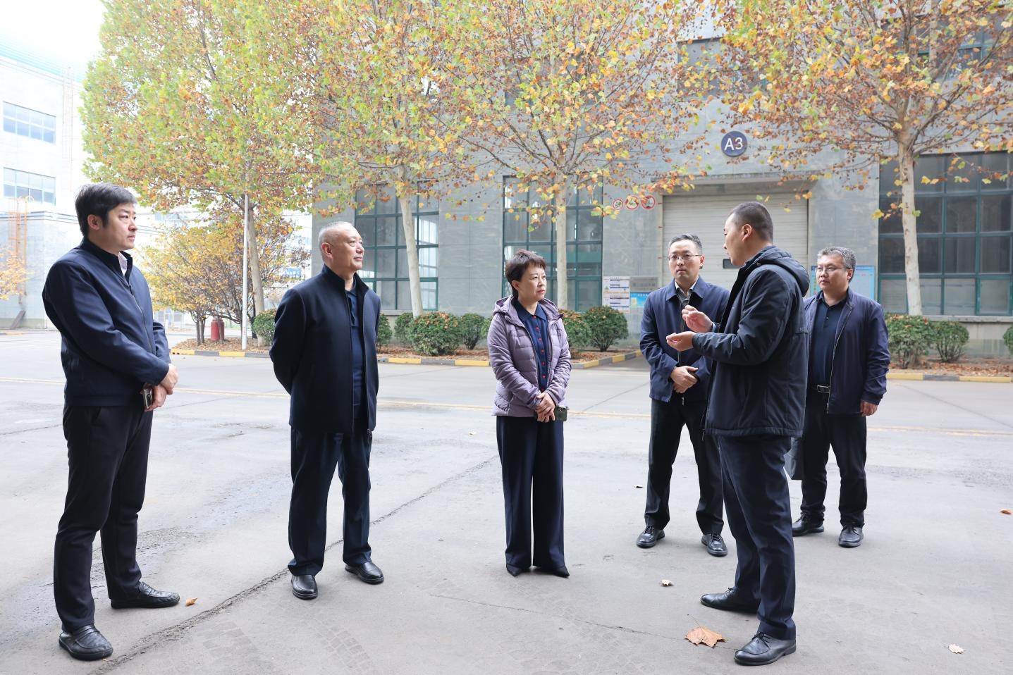 鄒平市委常委、副市長陳靜來山東三星集團調(diào)研