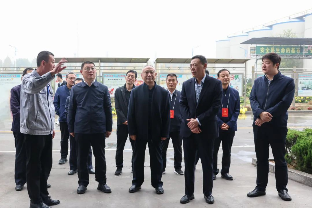 鄒平市人大常委會來山東三星集團視察重點項目建設(shè)情況