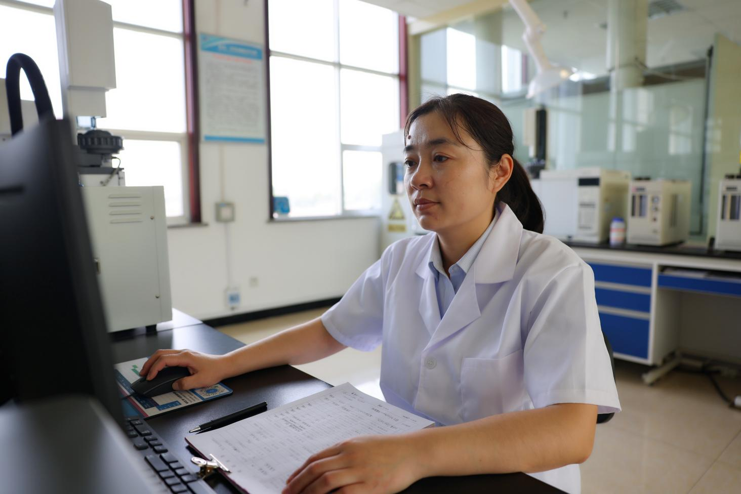 李文娟獲評濱州市全球全國“冠軍產(chǎn)品”杰出工程師